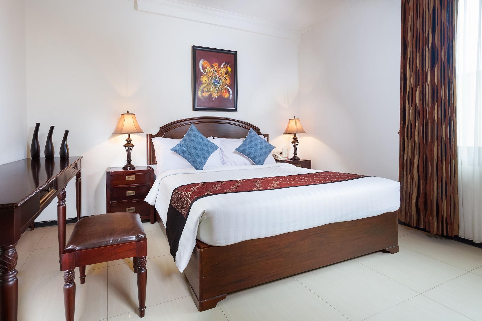 Hotel Montana Malang Extérieur photo