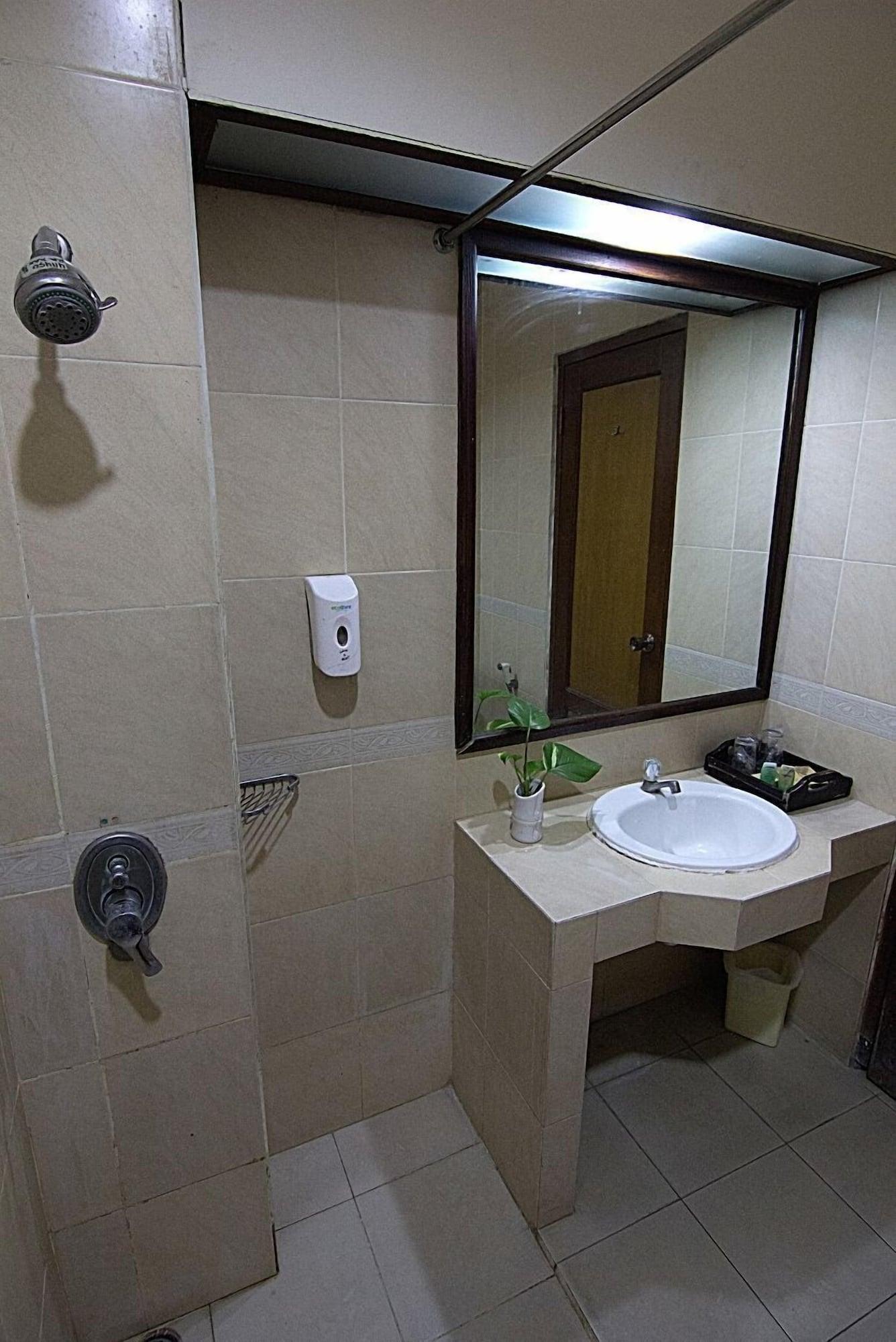 Hotel Montana Malang Extérieur photo