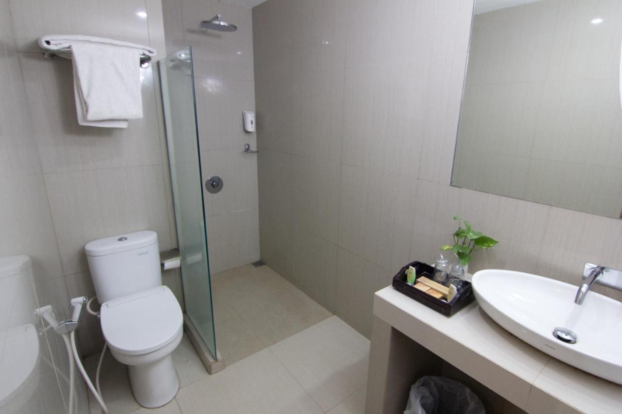 Hotel Montana Malang Extérieur photo